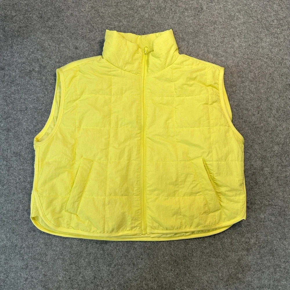 Thread & Supply Quilted Puffer Vest‎ Medium Yellow Full Zip Lightweight